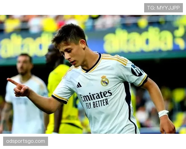 居莱尔在皇马的战术适配困境与成长空间瓶颈分析